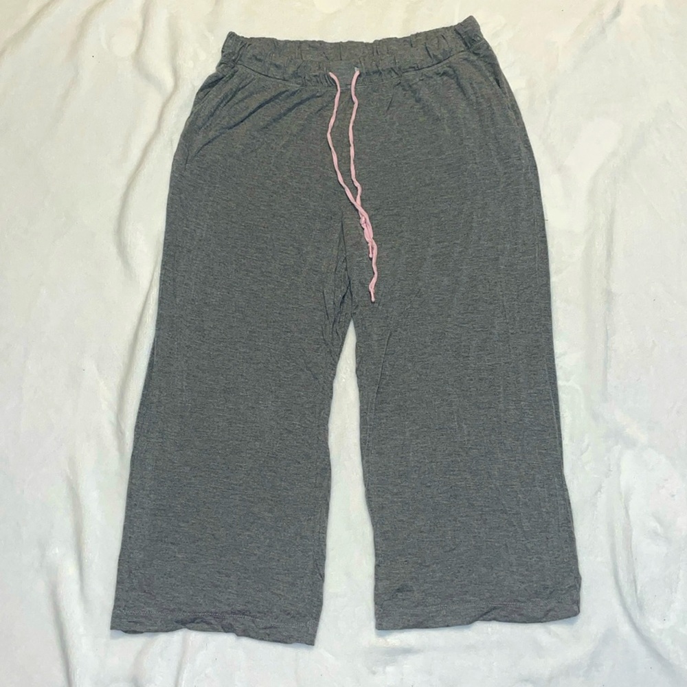 Comfy gray sweatpants